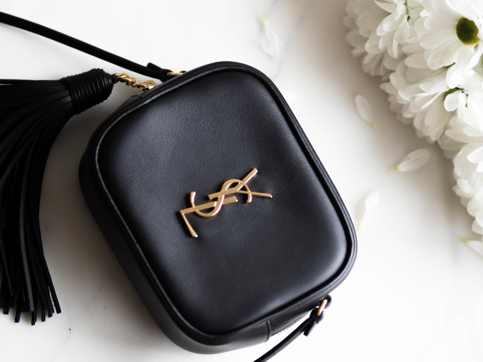 VIDEO: YSL Blogger Monogram Bag review & What fits inside - Ciara O' Doherty