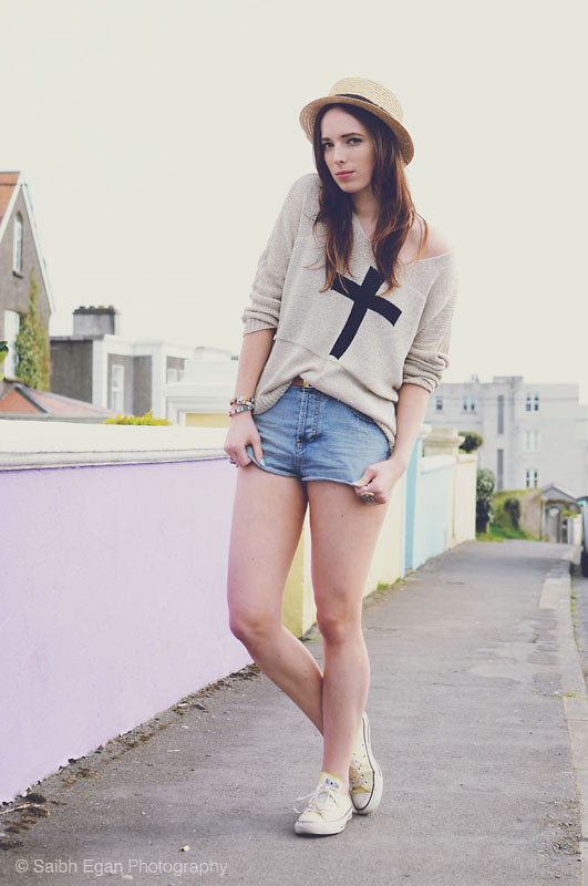 Outfit of the Day: InLoveWithFashion Jumper and Topshop Cut-offs!